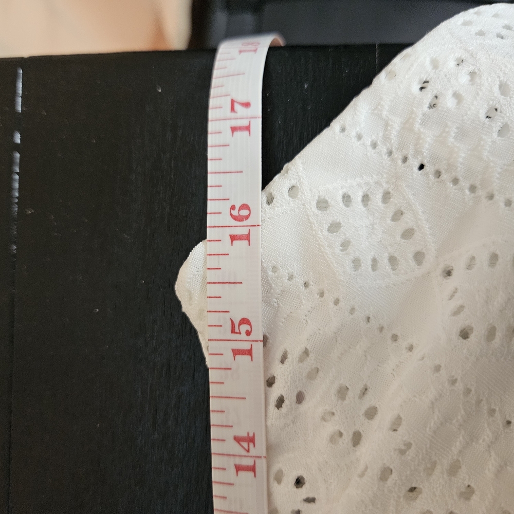 Elegant White Eyelet Halter Top - Picture 5 of 9